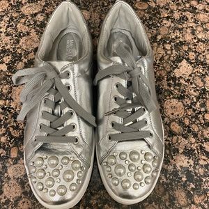 Michael Kors Poppy Metallic Pearl Stud Sneakers 10